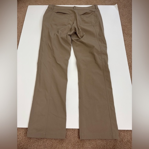 Mountain Hardwear Women’s Tan Pants Size 10 / 32 - Picture 2 of 8
